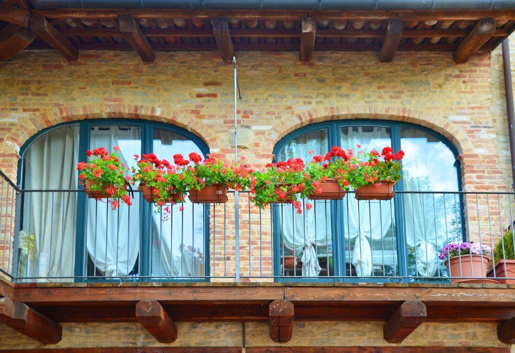 Da Fabiana Bed & Breakfast Bossolasco Exterior photo